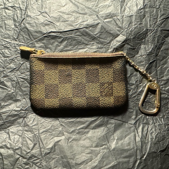 Authentic Louis Vuitton Damier Ebene Cles Coin Purse/ Key Pouch - Picture 4 of 5
